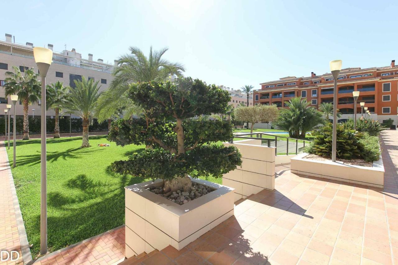 Jardines Y Mar